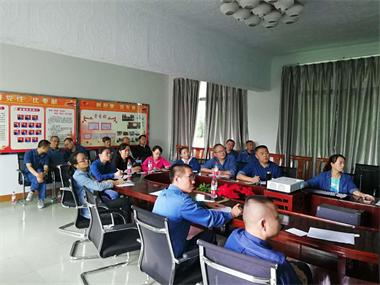 瀘天化股份公司包裝車(chē)間開(kāi)展“班組長(zhǎng)創(chuàng)新經(jīng)驗(yàn)交流”活動(dòng)