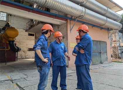 瀘天化股份公司開(kāi)展國(guó)慶節(jié)前安全環(huán)保生產(chǎn)隱患綜合大排查