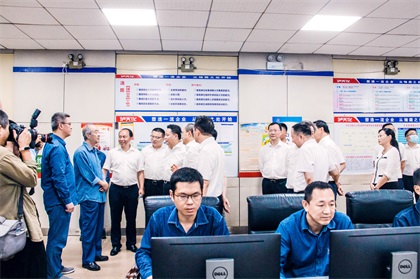 王寧、楊興平蒞臨瀘天化股份公司宣講省第十二次黨代會精神并督導(dǎo)安全生產(chǎn)