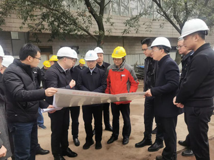 四川省生態(tài)環(huán)境廳環(huán)保總監(jiān)劉華太帶隊到公司調(diào)研大氣污染防治工作