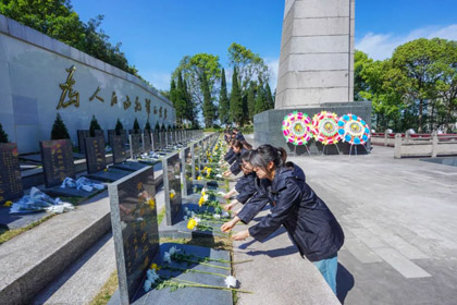 瀘天化股份公司團委開展“清明祭英烈、共鑄中華魂”主題團日活動