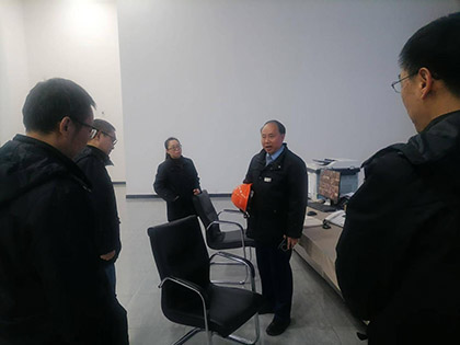 瀘天化股份公司黨委書記、董事長廖廷君到指揮中心調(diào)研指導(dǎo)工作