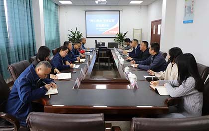 瀘天化集團(tuán)公司常務(wù)副總經(jīng)理田軍率隊(duì)到油脂公司開(kāi)展主題交流活動(dòng)